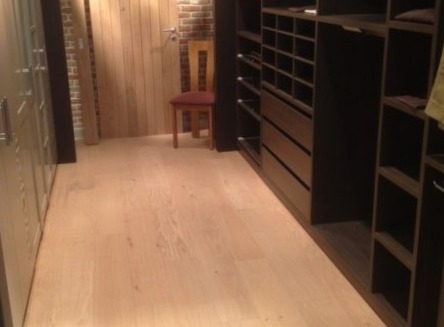 Rustic Ivory Oak PB110